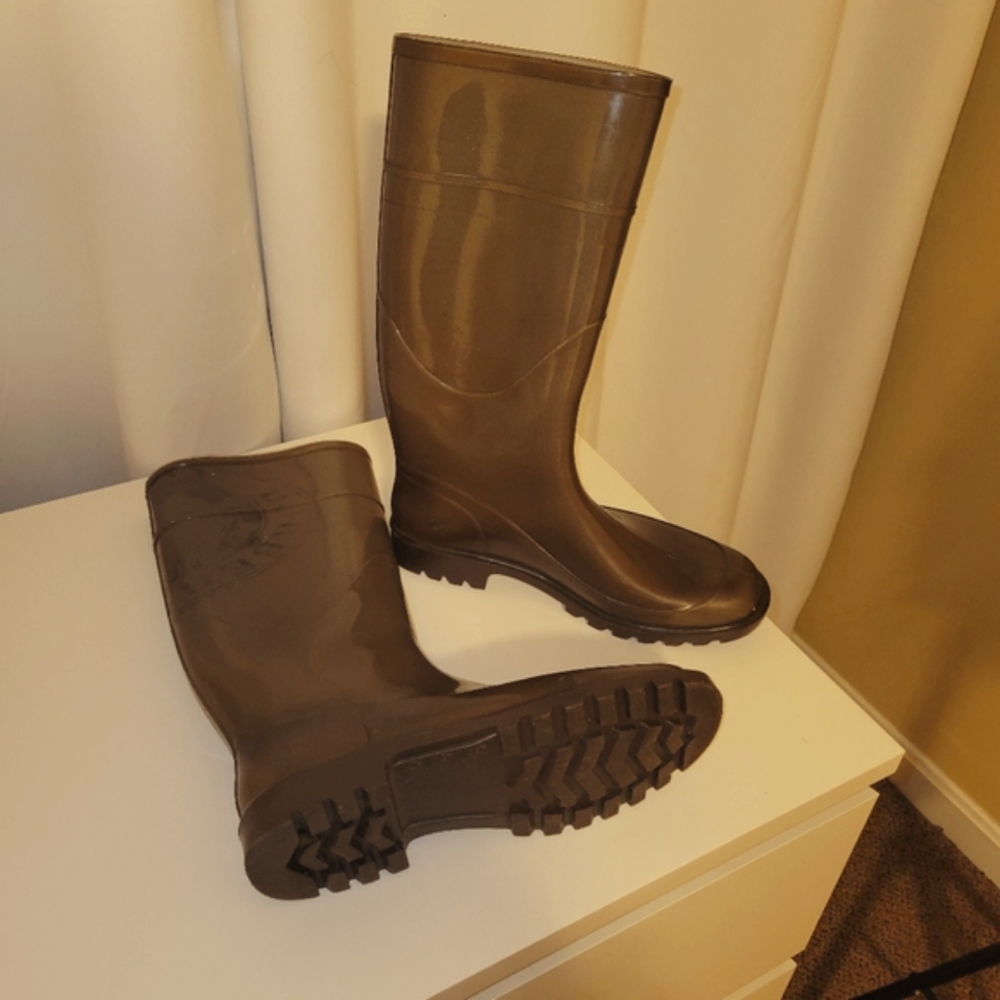 Burberry Rainboots